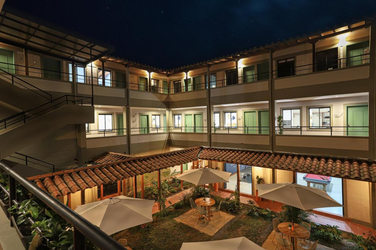 Hotel Soy Local Guatapé Esterno foto