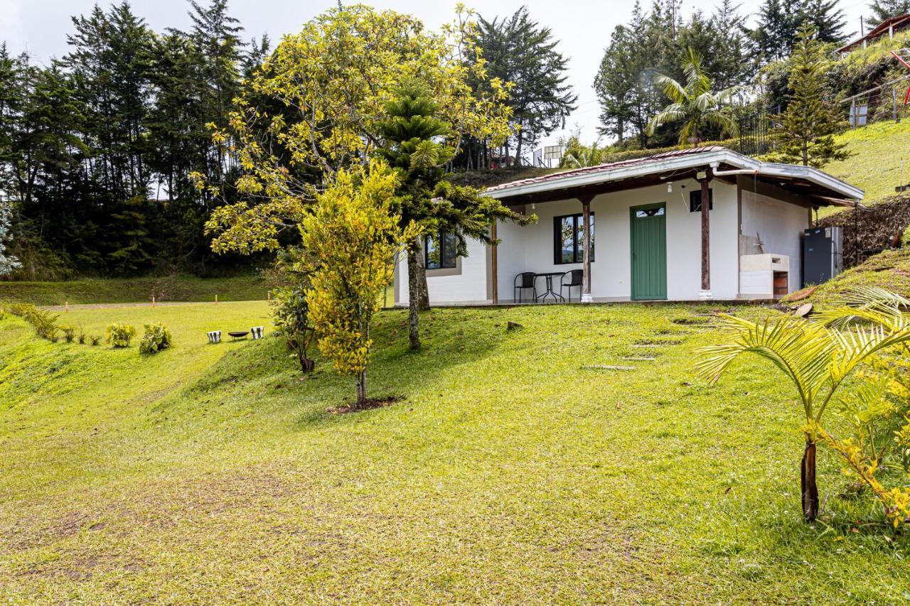 Hotel Soy Local Guatapé Esterno foto